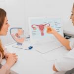 Doctor explains submucosal fibroids to a patient